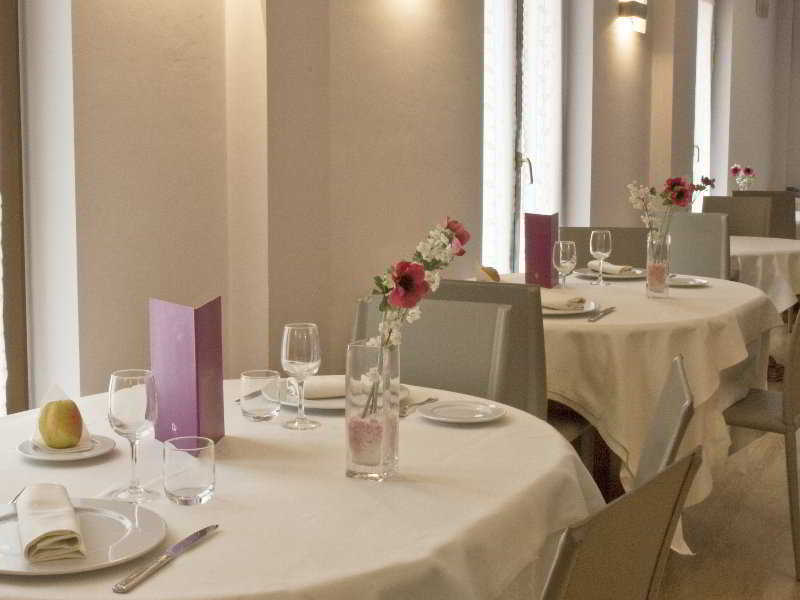 Ayre Hotel Alfonso II โอเบียโด ร้านอาหาร รูปภาพ