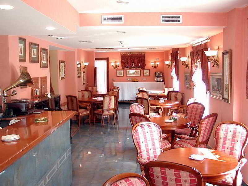 Ayre Hotel Alfonso II โอเบียโด ร้านอาหาร รูปภาพ