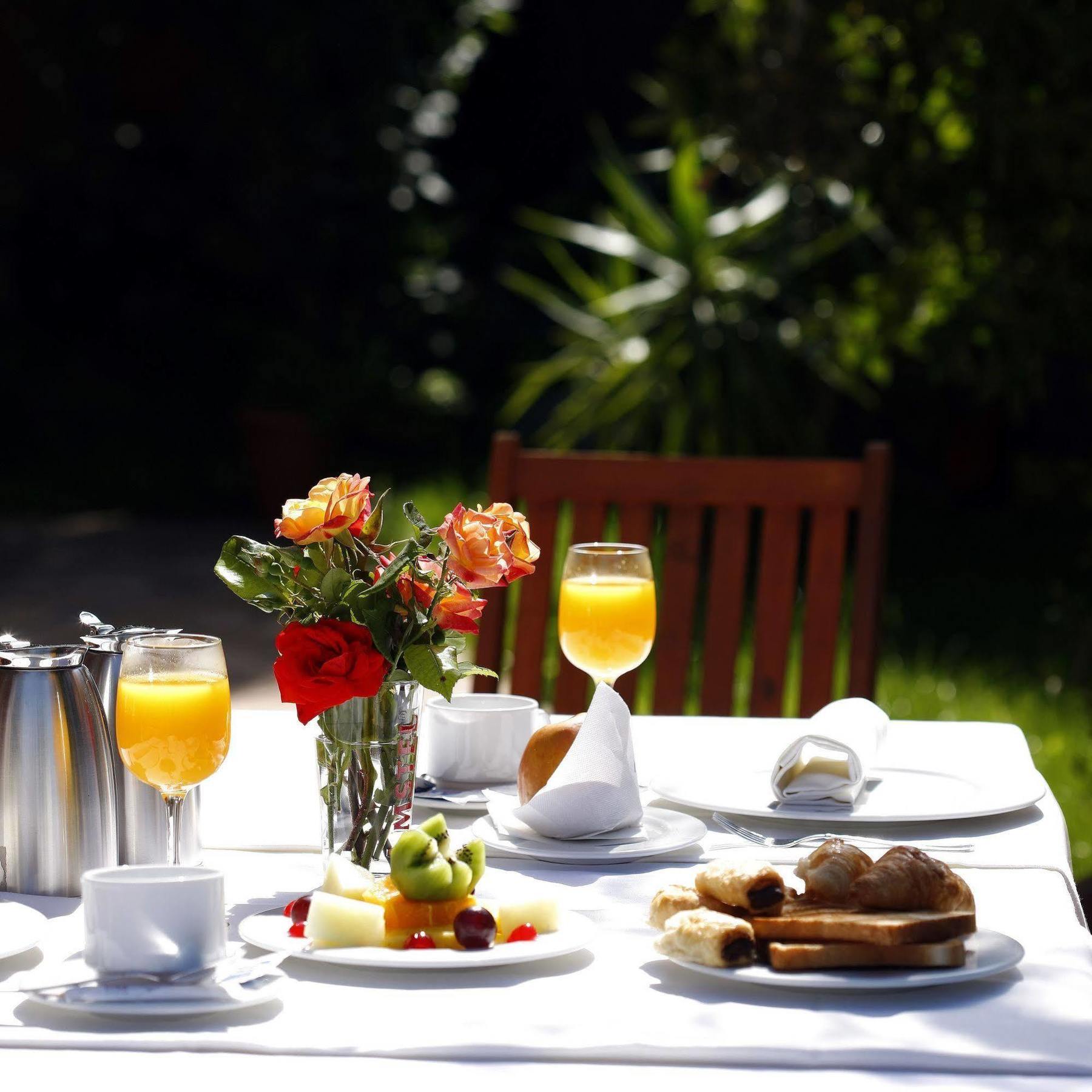 Ayre Hotel Alfonso II โอเบียโด ภายนอก รูปภาพ